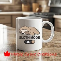 Faultier-Modus-Kaffeetasse - 11 Unzen Kaffeetasse Erhältlich in Keramik Oder Kunststoff von MapleGroveCreations