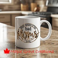 stolzes Mitglied Des Bad Moms Club Kaffeebecher - 11 Unzen Erhältlich in Keramik Oder Kunststoff von MapleGroveCreations