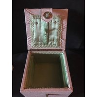 Vintage Retro Creme Kunstleder Nähkästchen, Nähfall, Handwerk Box Vintage Retro Creme Kunstleder Nähkästchen, Nähfall, Handwerk Box von MarangeVintage