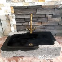 Basalt Schwarz Vertikal Split Face Design Waschbecken - Mit Wasserhahnauslass Handarbeit, 100% Naturstein von MarbleDesignMarket