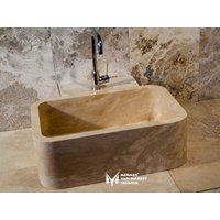 Travertin Tiefer Küchenwaschbecken - Handgefertigt, 100% Naturstein, Waschbecken von MarbleDesignMarket