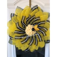 Sommerkranz, Bienenkranz, Gelber Und Schwarzer Kranz, Haustürkranz, Gartenkranz, Hummelkranz, Maschenkranz, Frühlingskranz von MarciaKayCreations