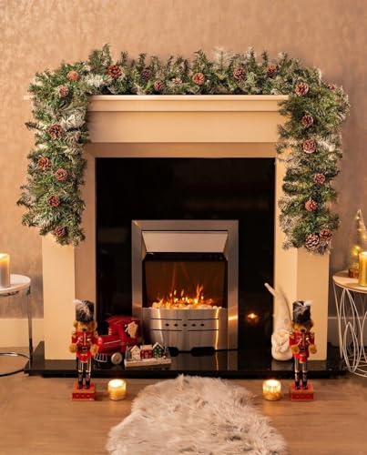 Marco Paul 270 x 25 cm mattierte Gletscher-Weihnachtsgirlande mit 175 Spitzen und 7 Zapfen, Festliche Aufhängung, vorverdrahtete Girlande mit Schneespitzen, für drinnen oder draußen realistisch 2,7 m von Marco Paul Interiors