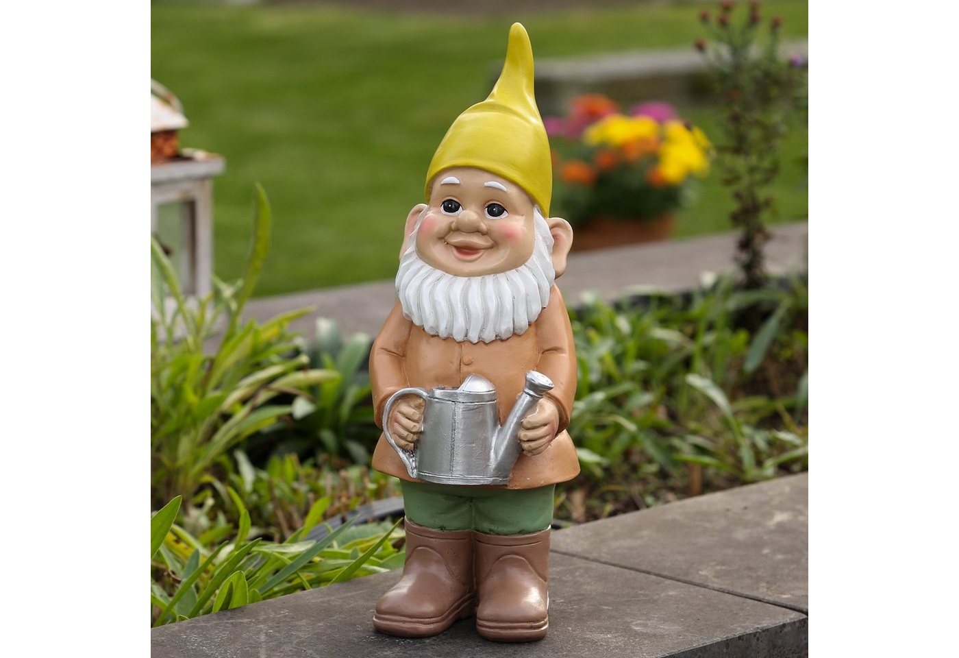 MARELIDA Gartenzwerg Gartenzwerg Zwerg mit Gießkanne Dekofigur Resin Gartenfigur Gnom 29cm, (1 St) von MARELIDA