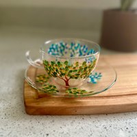Baum Des Lebens - Jahreszeitenwechsel Handbemalte Teetasse Aus Glas Mit Untertasse Glaskunst Maria Louisa Artist von MariaLouisaArtist