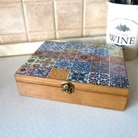 Holz Tee Box Bemalt Und Tablett. Verziert Mit Keramik Imitat Muster. Rustikal Teebeutel Box. Schmuck Aufbewahrung Geschenk Box von MarianArt2
