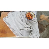 Vintage Handgemachte Einzigartige Leinen Spitzen Tischdecke. Rustikaler Stil. Gehäkelt. Rechteckig Vintage Handgemachte Einzigartige Leinen Spitzen Tischdecke. Rustikaler Stil. Gehäkelt. Rechteckig von MaricaDesign