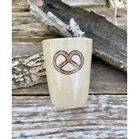Elsässer Motivtasse "Tassalsace" Brezel von MarilyneGuidetti