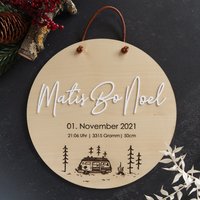Baby Namensschild 2 Abenteuer Motiven | Rund Geschenk Zur Geburt von MarisaAleneDesign