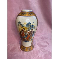 Vintage Satsuma Ginger Jar, Azjan Vase Mit Dorfszene, Geishas von MarketOfLondon