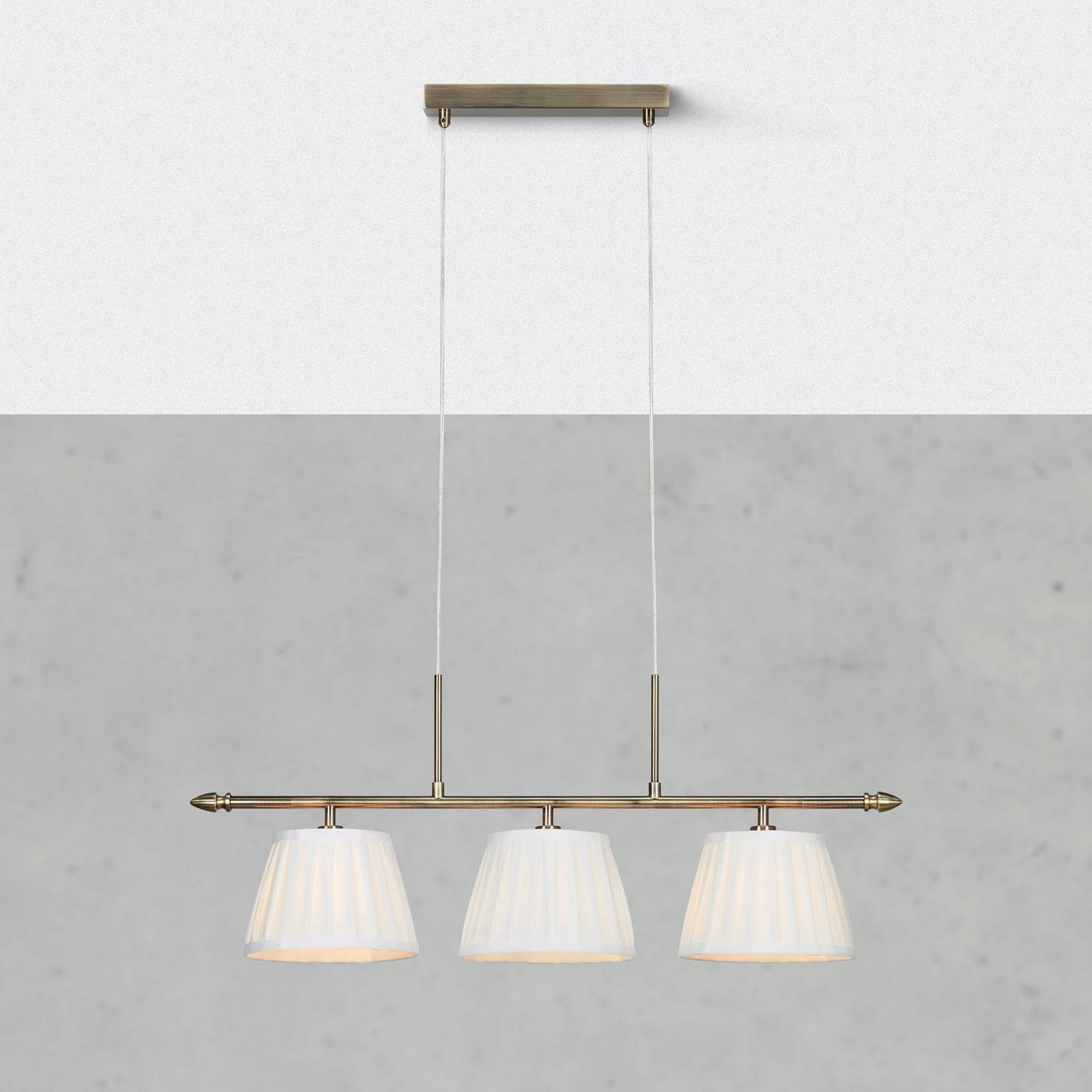 Hängelampe Oxford, messingfarben, Länge 83 cm, 3-flg. Hängelampe Oxford, messingfarben, Länge 83 cm, 3-flg. von Markslöjd