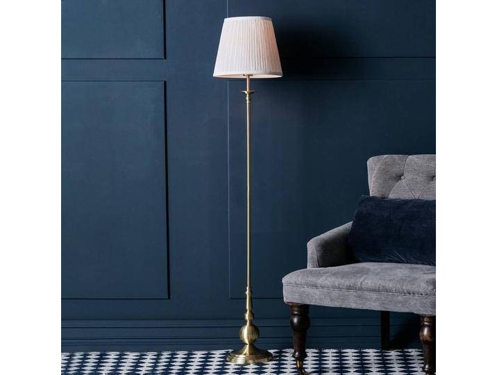 Markslöjd Stehlampe Imperia, weiß / opal, für Wohn- / Esszimmer, Metall, Antik, Stehlampe Markslöjd Stehlampe Imperia, weiß / opal, für Wohn- / Esszimmer, Metall, Antik, Stehlampe von Markslöjd