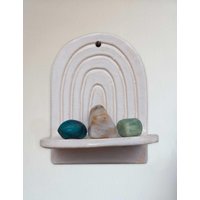 Wandbehang, Wandregal, Schatztruhe, Keramik, Altar, Wanddeko, Weiß von MarlotCeramics