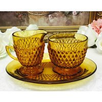 Gepresste Braunglas Sahne Und Zucker Mit Tablett von MarquisTreasures