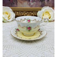 Royal Albert Einladung Serie Teetasse Mit Untertasse Um 1962-1970 von MarquisTreasures