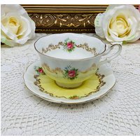 Royal Albert Einladung Serie Teetasse Mit Untertasse Um 1962-1970 von MarquisTreasures