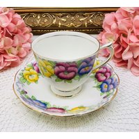 Royal Albert Ersatz-Untertasse Um 1940 Royal Albert Ersatz-Untertasse Um 1940 von MarquisTreasures