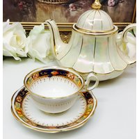 Royal Stafford Imari Teetasse Mit Untertasse. Um 1900-1920 Royal Stafford Imari Teetasse Mit Untertasse. Um 1900-1920 von MarquisTreasures