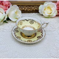 Royal Stafford Teetasse Und Untertasse von MarquisTreasures