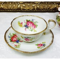 Royal Standard Teetasse Mit Untertasse "Rosenbouquet" Royal Standard Teetasse Mit Untertasse "Rosenbouquet" von MarquisTreasures