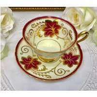 Shelley #13526 Gainsbor "Ivy Leaves" Teetasse Mit Untertasse Um 1945-1966 Shelley #13526 Gainsbor "Ivy Leaves" Teetasse Mit Untertasse Um 1945-1966 von MarquisTreasures