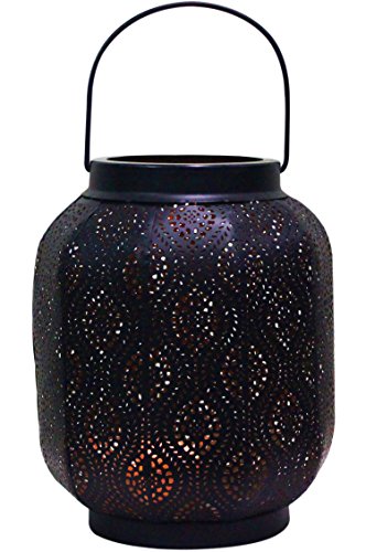 Orientalische Laterne aus Metall Baghira Schwarz 26cm | orientalisches Marokkanisches Windlicht Gartenwindlicht | Marokkanische Metalllaterne für draußen als Gartenlaterne, oder Innen als Tischlaterne Orientalische Laterne aus Metall Baghira Schwarz 26cm | orientalisches Marokkanisches Windlicht Gartenwindlicht | Marokkanische Metalllaterne für draußen als Gartenlaterne, oder Innen als Tischlaterne von Marrakesch Orient & Mediterran Interior