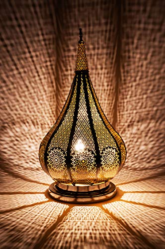 Orientalische kleine Tischlampe Lampe Kais 38cm Silber E14 | Marokkanische Tischlampen klein aus Metall, Lampenschirm | Nachttischlampe modern, für Vintage, Retro & Landhaus Stil Design Orientalische kleine Tischlampe Lampe Kais 38cm Silber E14 | Marokkanische Tischlampen klein aus Metall, Lampenschirm | Nachttischlampe modern, für Vintage, Retro & Landhaus Stil Design von Marrakesch Orient & Mediterran Interior