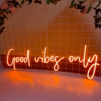 Good Vibes Only Neon Schild Hochzeit Wand Kunst Geschenke Für Dekoration Handgemachte Geburtstag Party Decor Bar Nachtlichter von MarsDecor