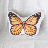 Schmetterling Kissen Aus Bio-Baumwolle Aquarell Monarchfalter, Für Garten Und Kinderzimmer Dekor Schmetterling Kissen Aus Bio-Baumwolle Aquarell Monarchfalter, Für Garten Und Kinderzimmer Dekor von MartaDalloul