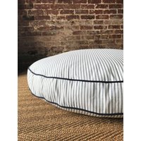 Navy Blue Ticking Stripe Hundebettbezug - Sechs Farben Und Monogramm Option von MarthaAndAsh