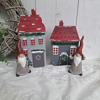Dekohaus Weihnachten 2 Tlg. Deko Set Wichtel, Haus, Landhaus Weihnachten, Geschenk Weihnachtliche Holzdeko, Weihnachtsmann von MarthasHusAtelier