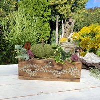 Herbstkiste Kürbisgesteck Mit Windlicht Und Deko Kürbis Tischgesteck Herbst Gesteck Blumen Landhaus Tischdeko Holzkiste Blumenkiste von MarthasHusAtelier