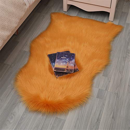 Faux Lammfell Schaffell Teppich Lammfellimitat Teppich Longhair Fell Optik Nachahmung Wolle Bettvorleger Wohnzimmer Schlafzimmer Sofa Matte (Orange,75 * 120cm) von Martin Kench