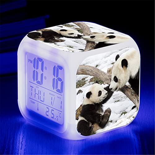 Martin Kench Panda Wecker, Jungen und Mädchen Wecker Digital mit LED Nachtlicht Beleuchteter Anzeige Zeit Datum Temperatur Anzeige Panda Muster (E) von Martin Kench