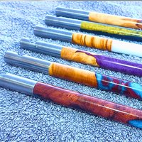 Flaschenöffner Aus Holz Und Epoxidharz | Kapselheber Zum Vatertag Männergeschenk Für Bierliebhaber Bieröffner Verschiedene Varianten Flaschenöffner Aus Holz Und Epoxidharz | Kapselheber Zum Vatertag Männergeschenk Für Bierliebhaber Bieröffner Verschiedene Varianten von MartinKHolzkunst