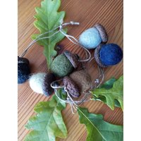Eicheln Aus Filz 6 Stück, Herbstdeko, Halloween, Verschiedene Farben, Zum Aufhängen von MartinaStricktrends