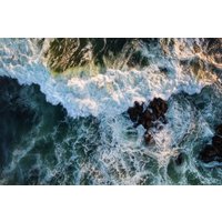 Riesige Welle Stürzt Ab. Hochwertige Leinwand-, Metall-, Acryl - Und Fotodrucke von MartyMellwayPhoto