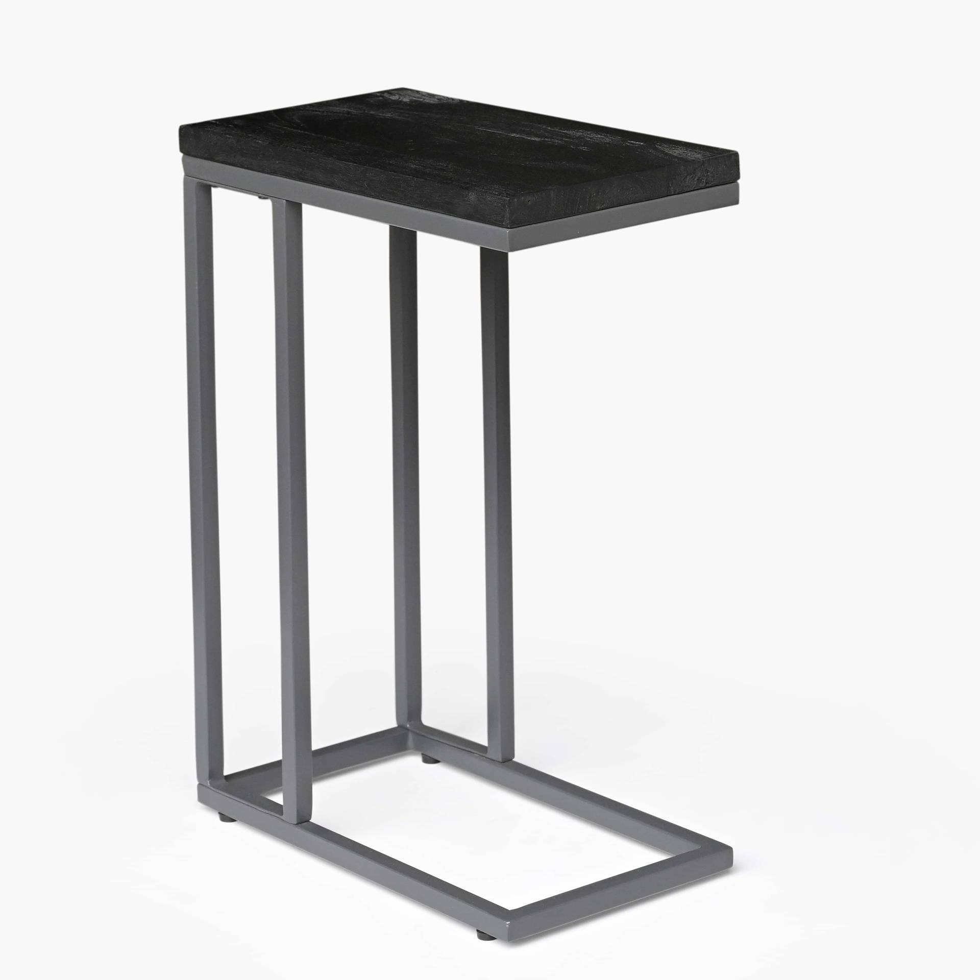 Ebony Black Industrial Side Table – C-Shaped with Metal Frame von Marudhara