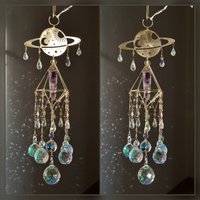 Big Hanging Suncatcher Brass Messing Gold Sun Catcher Sonnenfänger Amethyst Crystal Point Gemstone Saturn Planet Charm Aura Prism Balls von MarvelousMaCreations