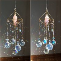 Hanging Suncatcher Brass Messing Gold Sun Catcher Rainbow Sonnenfänger Aufhänger Rose Quartz Heart Shaped Rosenquarz Herz Crystal Geometric Hanging Suncatcher Brass Messing Gold Sun Catcher Rainbow Sonnenfänger Aufhänger Rose Quartz Heart Shaped Rosenquarz Herz Crystal Geometric von MarvelousMaCreations
