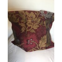 Astana Weave in Mulberry, Azure Oder Mokka - Ein Kissen von MaryEllieDesigns