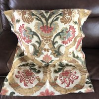 Halstead Rose & Gold -Schumacher - Kissenbezug von MaryEllieDesigns