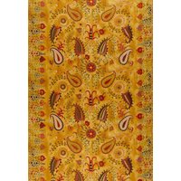 Lakai Gedruckte Stickerei in Honig Oder Elfenbein - Ein Kissen von MaryEllieDesigns