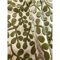 Sommersonate in Peridot Samt - Von Leuchtturm Hill-One Kissen Sommersonate in Peridot Samt - Von Leuchtturm Hill-One Kissen von MaryEllieDesigns