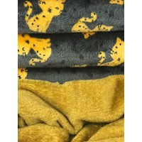 Kuschelig Hundeschlafsack/Hundebett/Accessoires Für Hunde/Sack Hunde Aus Wellness Fleece Mit Katzen von MaryJessieDesigns