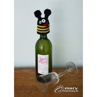 Betrunkene Biene, Flaschendeckel, Weinzubehör, Geschenk Für Erwachsene, Schnaps, Barzubehör, Weindeckel, Häkelbiene, Männer, Frauen, Urlaub von MaryOriginals