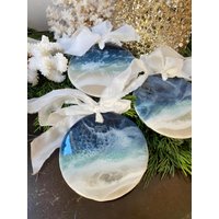 3 Stück - Strand Ornamente Mit Seidenband Handgemachte Weihnachtsornamente Aus Resin von MaryRedmannArt