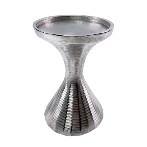Moderner Metall Kerzenständer Kerzenhalter für Stumpen Kerze / Altarkerze, Höhe 12cm in Farbe Silber von Marzoon