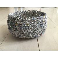 Gehäkeltes Dekokörbchen, Utensilo Gehäkeltes Dekokörbchen, Utensilo von Maschenspielerei