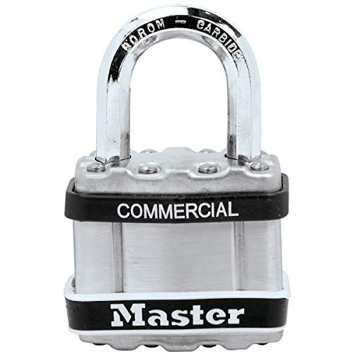 Master Lock Cadenas à clé Vorhängeschloss aus laminiertem Stahl, hohe Sicherheit [Schutz aus Edelstahl] M1STS – Sichern Sie Boote und Tore in der Mitte, Silber, 9.2 cm x 9.2 cm x 3.0 cm von Master Lock